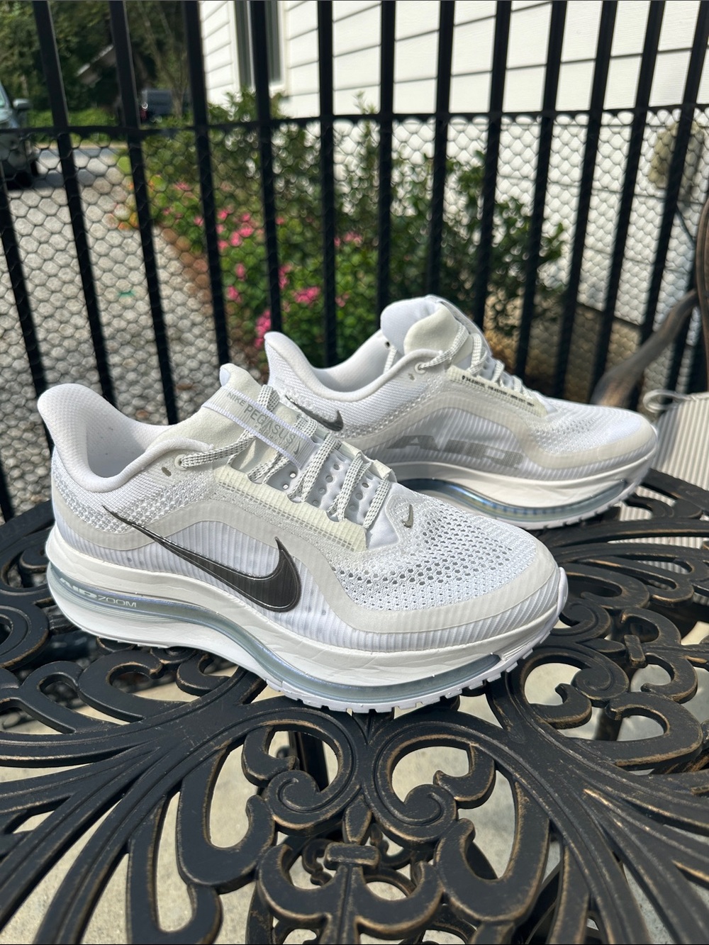 Nike Women's White and Silver Air Zoom Pegasus Running Shoes